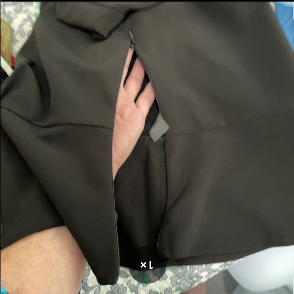 Vince Camuto Top Peplum bottom Front tie cinch waist,  Side Zip keyhole back M - Picture 3 of 8